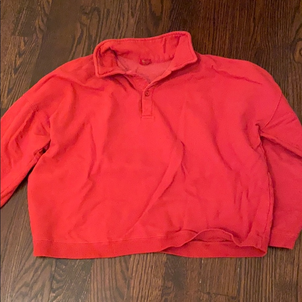 Comfortable Quarter Neck Sweatshirt!